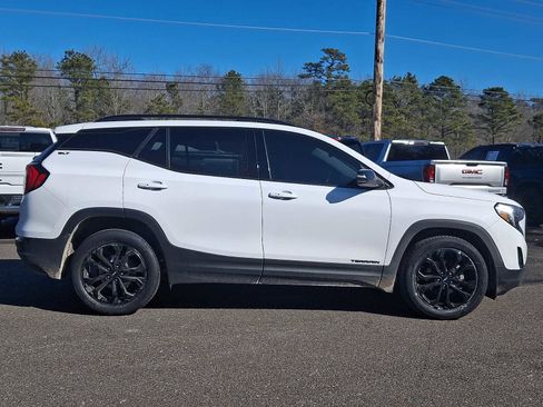 Certified 2021 GMC Terrain SLT w/ Elevation Edition image 7