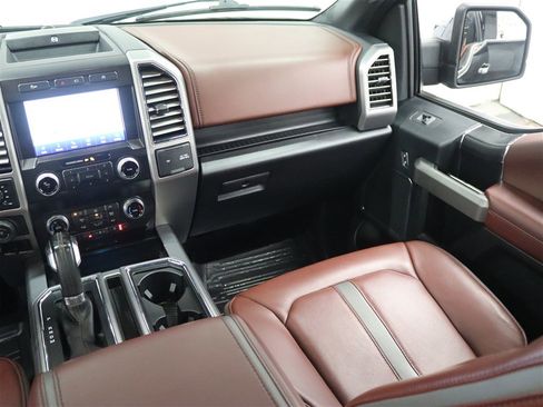 Used 2019 Ford F150 Platinum w/ Technology Package image 22