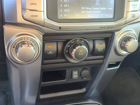 Used 2016 Toyota 4Runner SR5 Premium RWD image 21