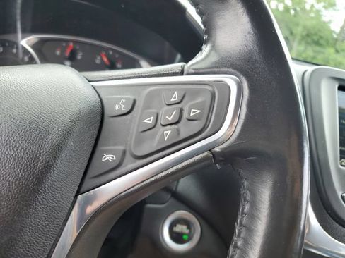 Used 2019 Chevrolet Equinox LT FWD image 23