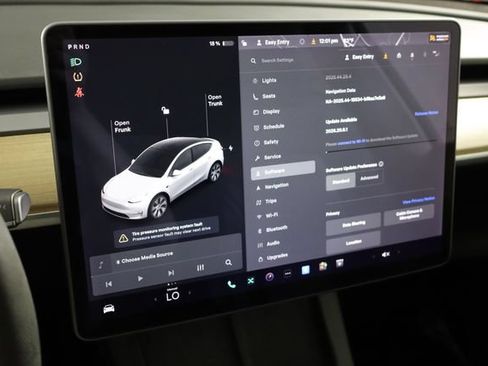 Used 2021 Tesla Model Y 2WD image 31