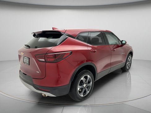 Used 2025 Chevrolet Blazer LT AWD/4WD image 5
