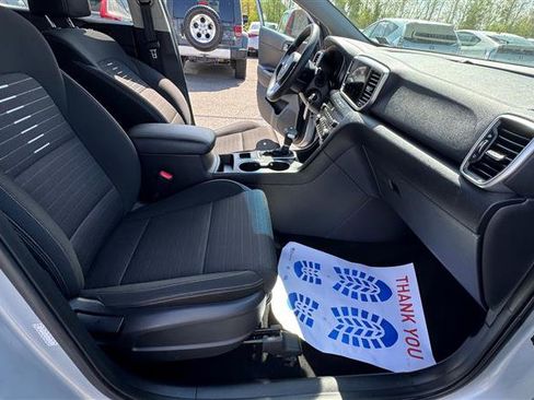 Used 2020 Kia Sportage LX w/ LX Popular Package image 38