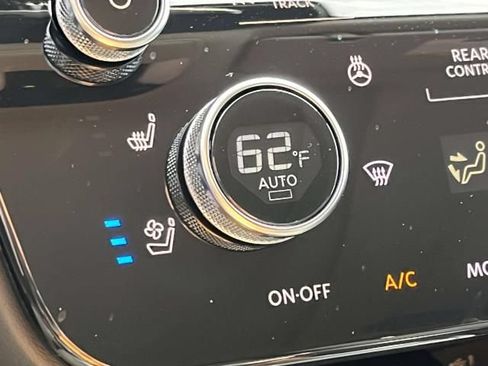New 2027 INFINITI QX60 Luxe w/ Cargo Package FWD image 17
