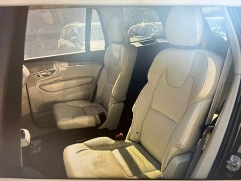 Used 2024 Volvo XC90 B6 Plus w/ Protection Package Premier AWD/4WD image 5