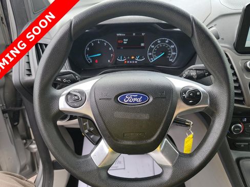 Used 2022 Ford Transit Connect XLT FWD image 5