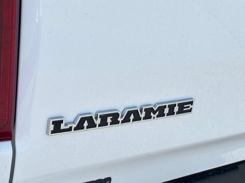 Used 2023 RAM 1500 Laramie w/ Off Road Group AWD/4WD image 5