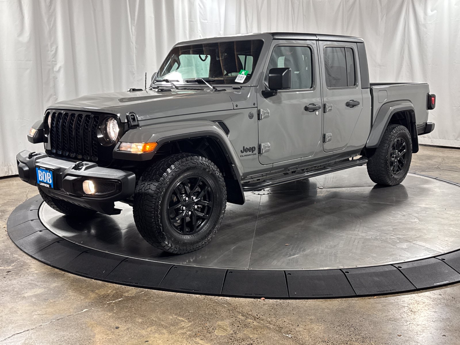 Used 2022 Jeep Gladiator Sport AWD/4WD image 1