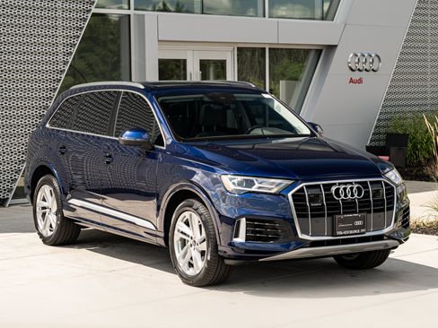 Certified 2022 Audi Q7 3.0T Premium Plus AWD/4WD image 2