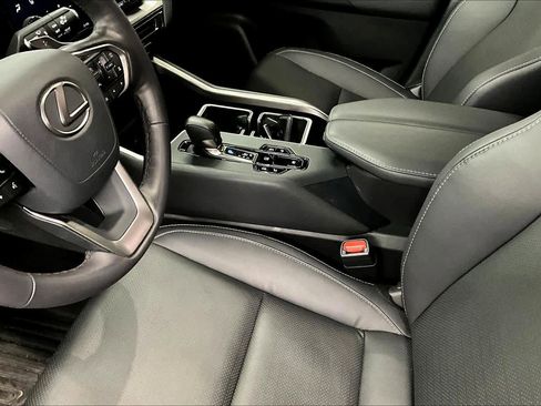 Used 2025 Lexus TX 350 AWD w/ Technology Package image 16