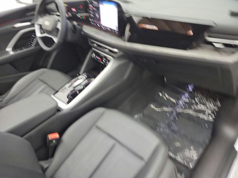 Used 2025 Audi Q5 Premium w/ Premium Plus AWD/4WD image 30