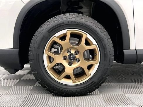 Used 2024 Honda Pilot TrailSport image 10