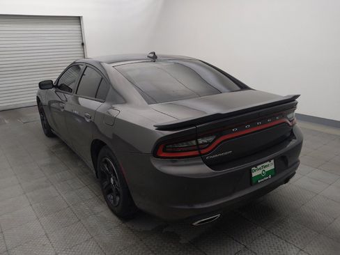 Used 2023 Dodge Charger SXT RWD image 5