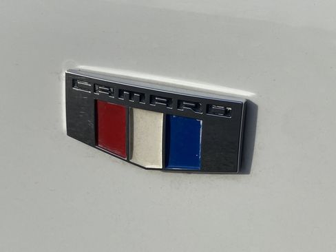 Used 2018 Chevrolet Camaro LT image 26