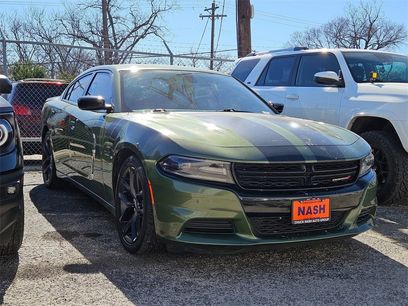 Used 2020 Dodge Charger SXT w/ Blacktop Package