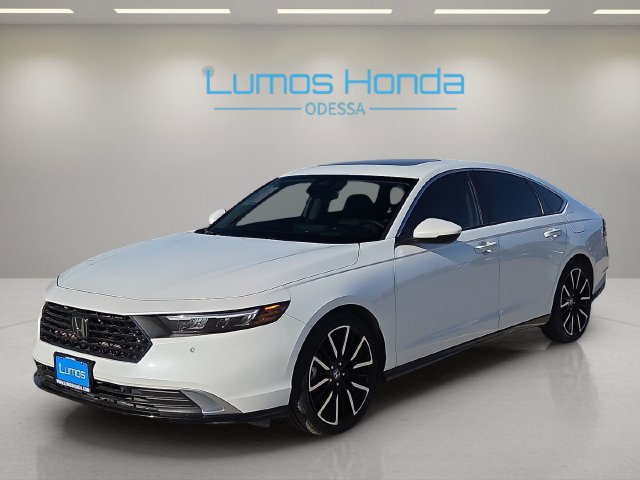 Used 2024 Honda Accord Touring image 1