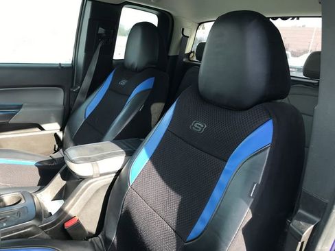 Used 2015 Chevrolet Colorado W/T w/ WT Convenience Package image 4