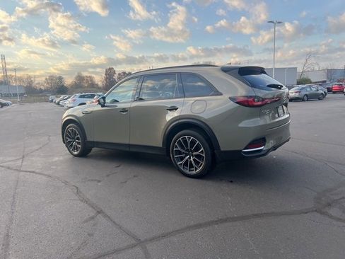 Certified 2025 MAZDA CX-70 Plug-In Hybrid w/ Premium Pkg image 16