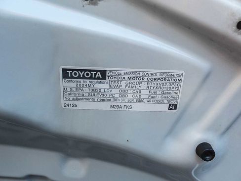 Used 2024 Toyota Corolla SE image 28