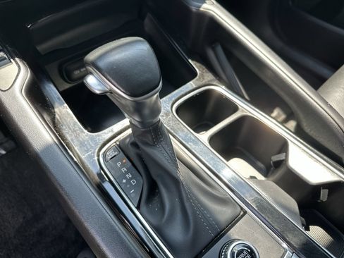Used 2024 Kia Telluride S w/ S Sunroof Package FWD image 18