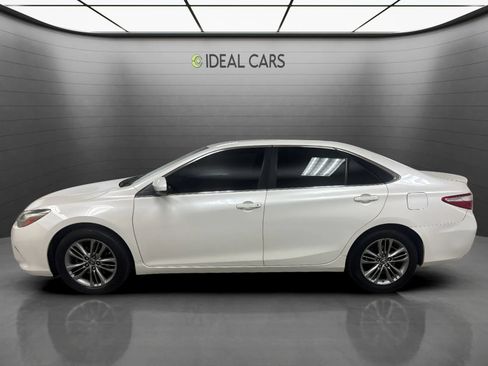 Used 2015 Toyota Camry SE FWD image 8