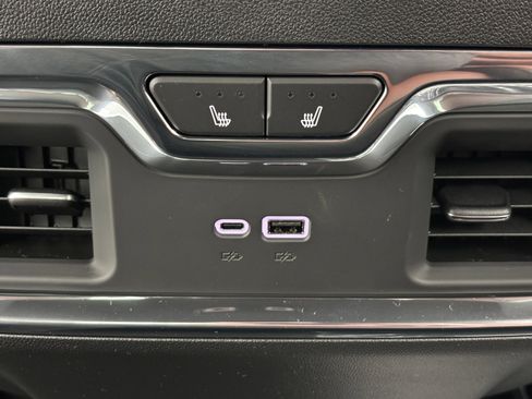 New 2026 GMC Sierra 2500 Denali Ultimate AWD/4WD image 8