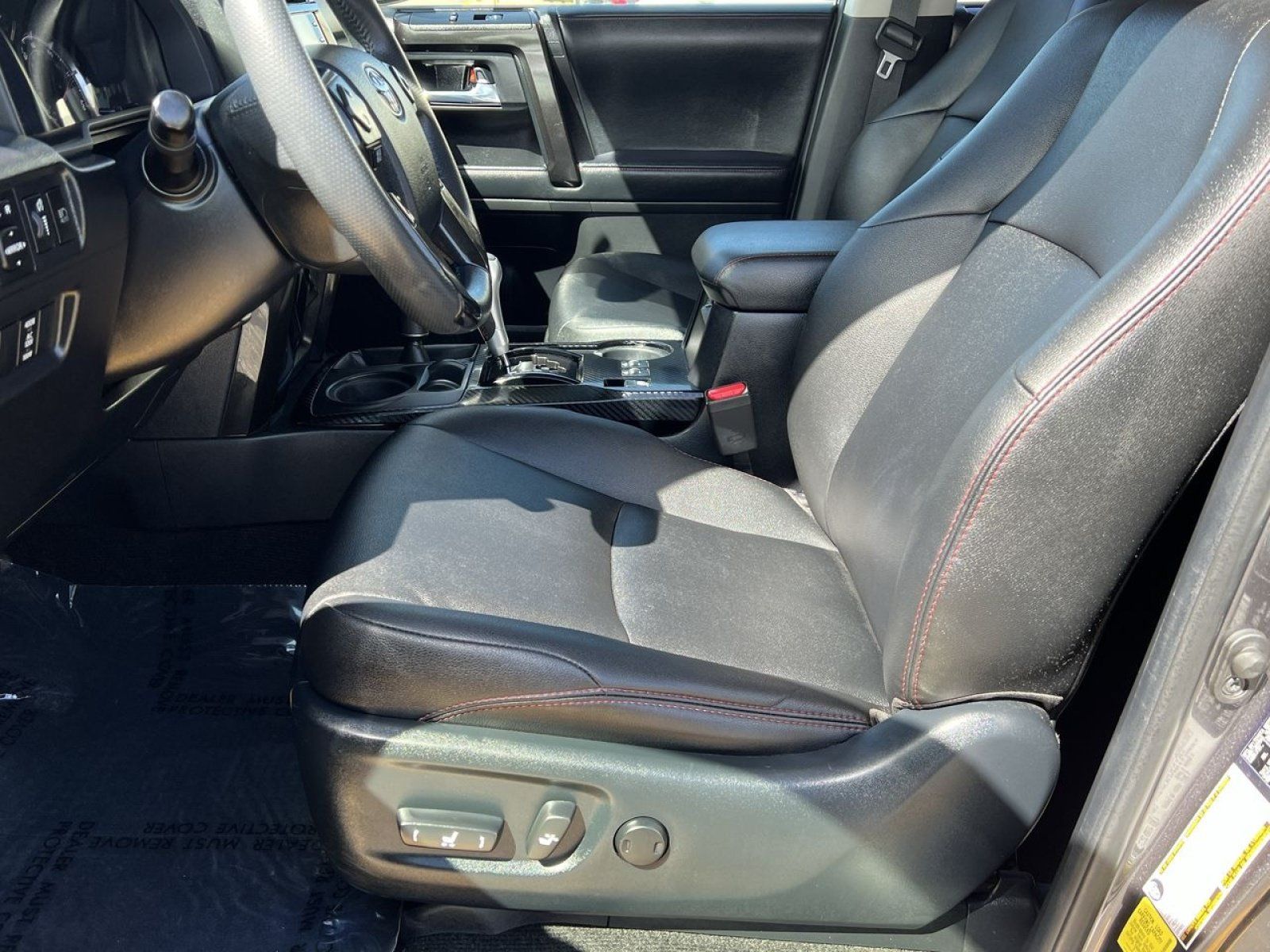 Used 2021 Toyota 4Runner TRD Off-Road Premium w/ Moonroof Package AWD/4WD image 10