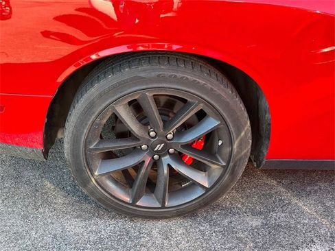Used 2022 Dodge Challenger GT w/ Performance Handling Group image 14