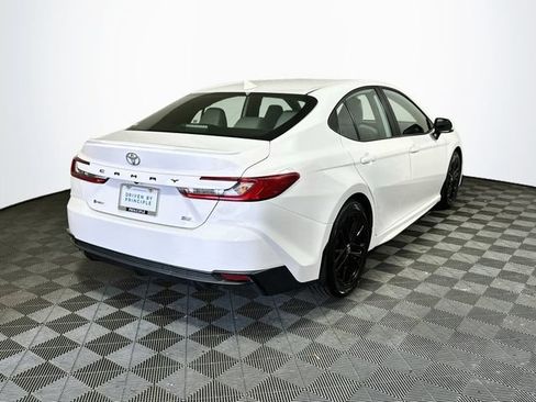 Certified 2025 Toyota Camry SE w/ Convenience Package FWD image 8