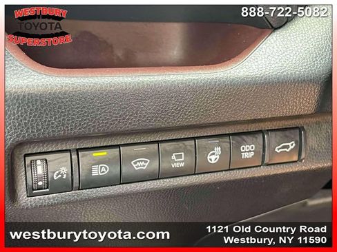 Used 2023 Toyota RAV4 Limited AWD/4WD image 25