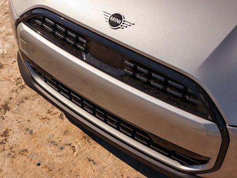 New 2027 MINI Cooper 2-Door Hardtop FWD image 10