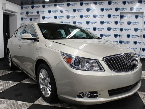Used 2013 Buick LaCrosse Leather w/ Driver Confidence Package FWD image 5