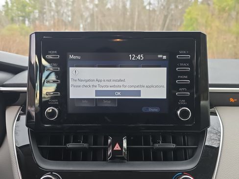 Used 2020 Toyota Corolla L image 21