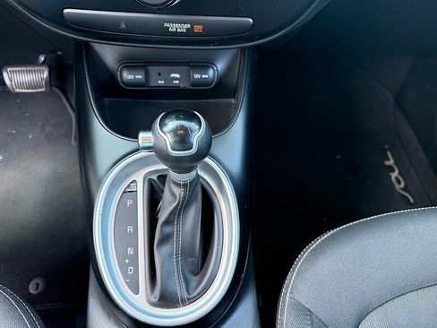 Used 2019 Kia Soul + FWD image 26