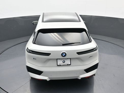 New 2025 BMW iX xDrive50 image 36