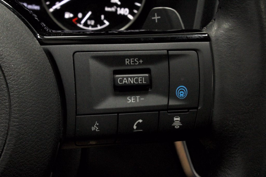 Certified 2023 Nissan Rogue SV w/ SV Premium B Package AWD/4WD image 29