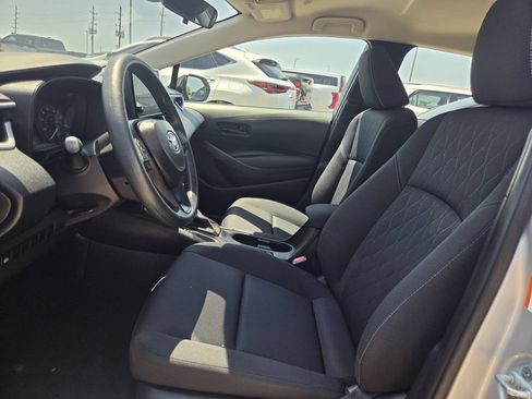 Used 2025 Toyota Corolla LE FWD image 26