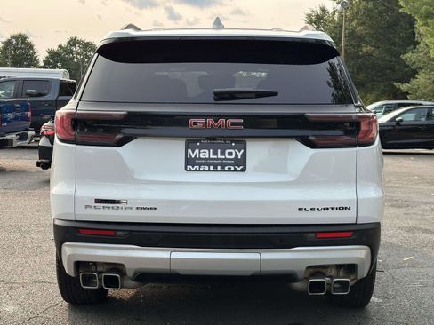 Used 2024 GMC Acadia Elevation image 3