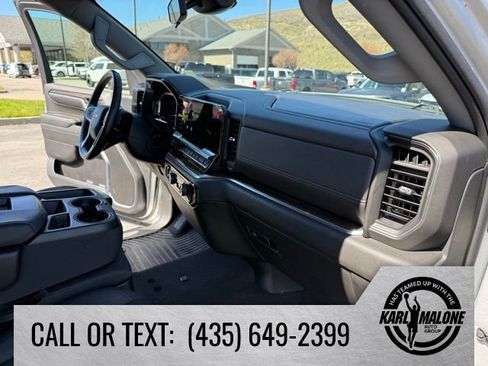 Used 2022 Chevrolet Silverado 1500 LT AWD/4WD image 35