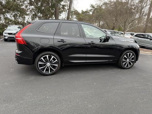 Certified 2025 Volvo XC60 B5 Plus image 11
