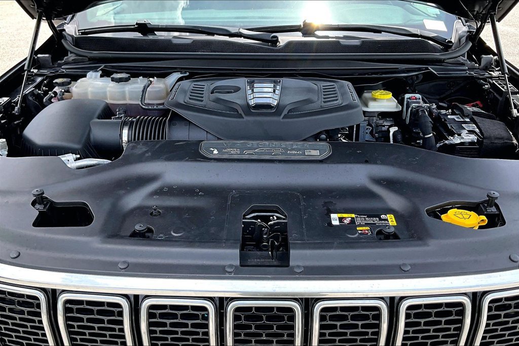Used 2024 Jeep Wagoneer Series II AWD/4WD image 35