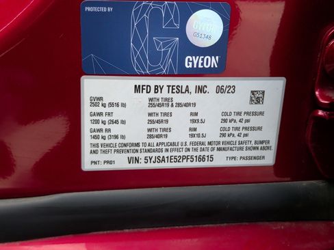 Used 2023 Tesla Model S AWD/4WD image 38