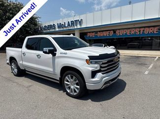 Used 2025 Chevrolet Silverado 1500 High Country w/ Technology Package AWD/4WD video 1