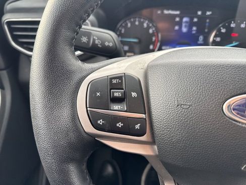 Used 2023 Ford Explorer XLT w/ Equipment Group 202A image 25