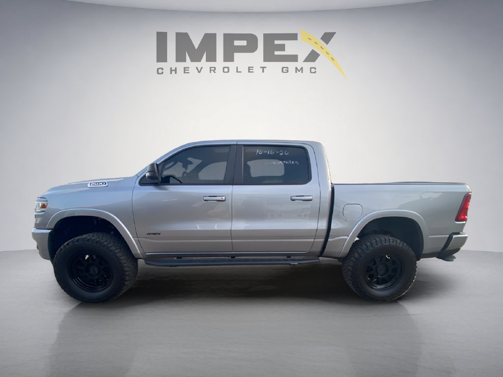 Used 2025 RAM 1500 Big Horn AWD/4WD image 2