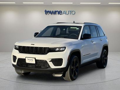 Used 2023 Jeep Grand Cherokee Altitude