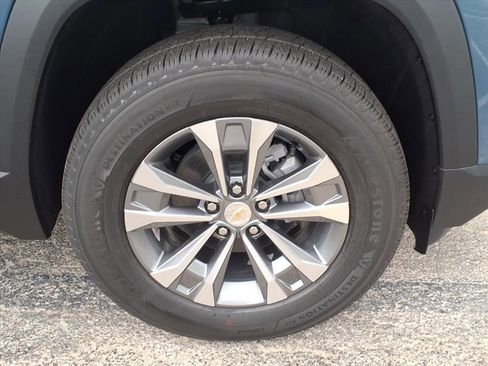 New 2026 Chevrolet Equinox LT FWD image 11