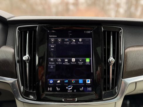 Used 2018 Volvo V90 T5 Cross Country w/ Protection Package Premier image 19