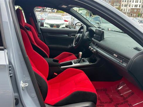 Used 2024 Honda Civic Type R image 16