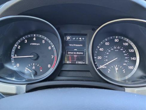 Used 2017 Hyundai Santa Fe Sport AWD/4WD image 4